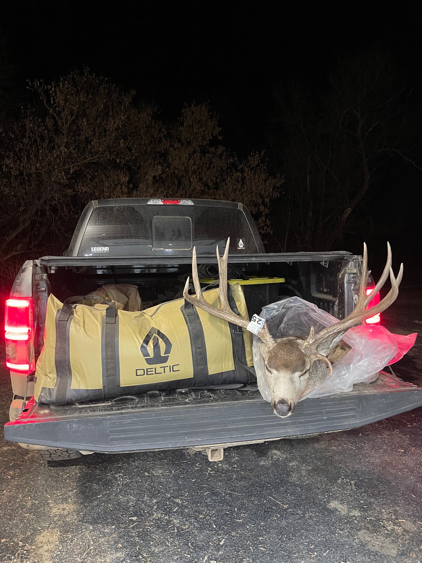 Guide Cooler Bag - Large (80 Quart)